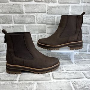 Timberland Courmayeur Valley Women's Size 9 Brown Suede Chelsea Ankle Boots